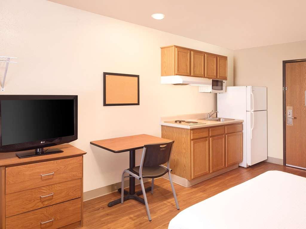 Extended Stay America Select Suites - Kansas City - South - I-49 Værelse billede