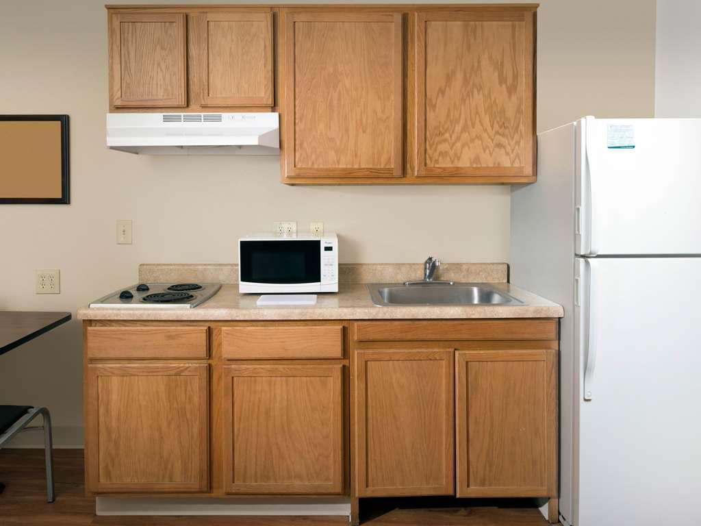 Extended Stay America Select Suites - Kansas City - South - I-49 Værelse billede