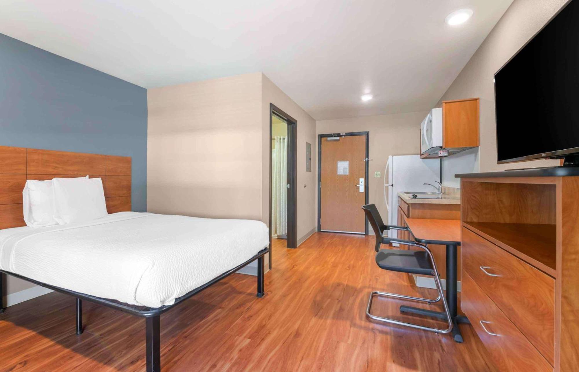 Extended Stay America Select Suites - Kansas City - South - I-49 Eksteriør billede