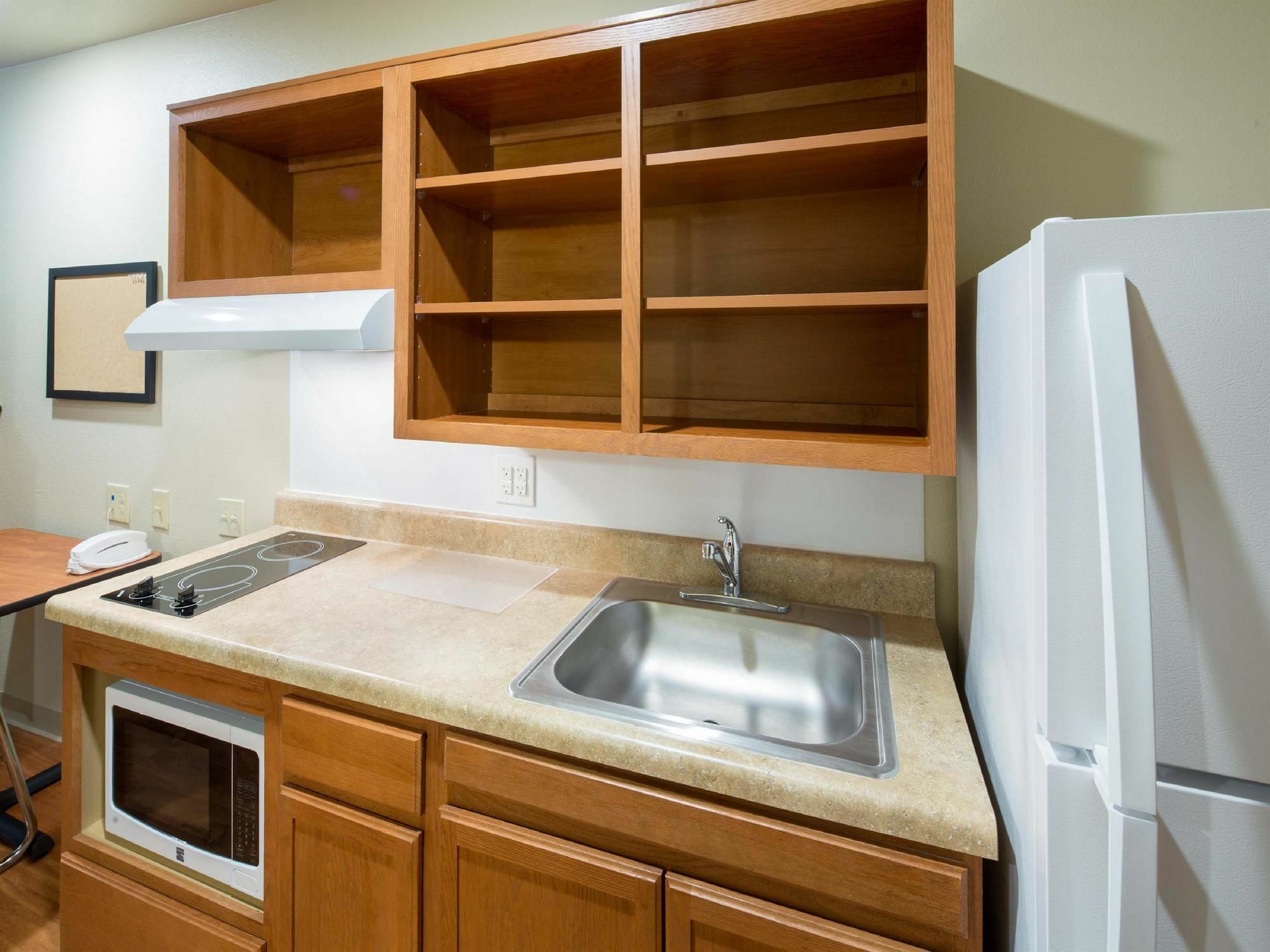 Extended Stay America Select Suites - Kansas City - South - I-49 Eksteriør billede